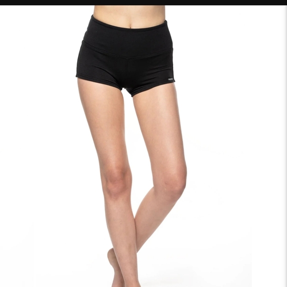 NwT Public Myth Bamboo Booty Shorts - Grape, size Large - Picture 5 of 7